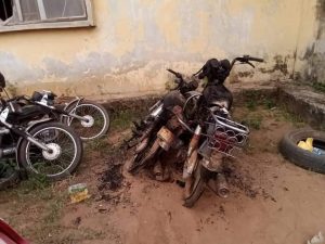 Essien Udim: Pandemonium as armed ‘hoodlums’ set police station ablaze