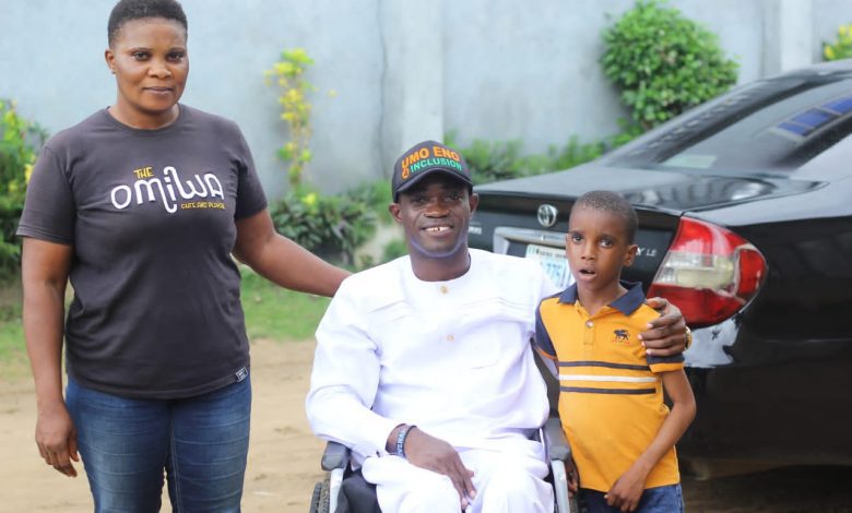 • Personal Assistant to Governor Umo Eno on persons with disabilities (PWDs), Cmrd. Ubong Ikpe (m) with Success Idongesit Johnson & his mother shortly after the meeting with the AG.