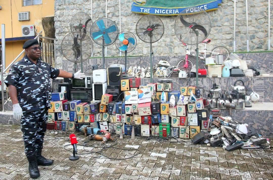 • Mr Baba Muhammed Azare displaying recovered stolen items, yesterday