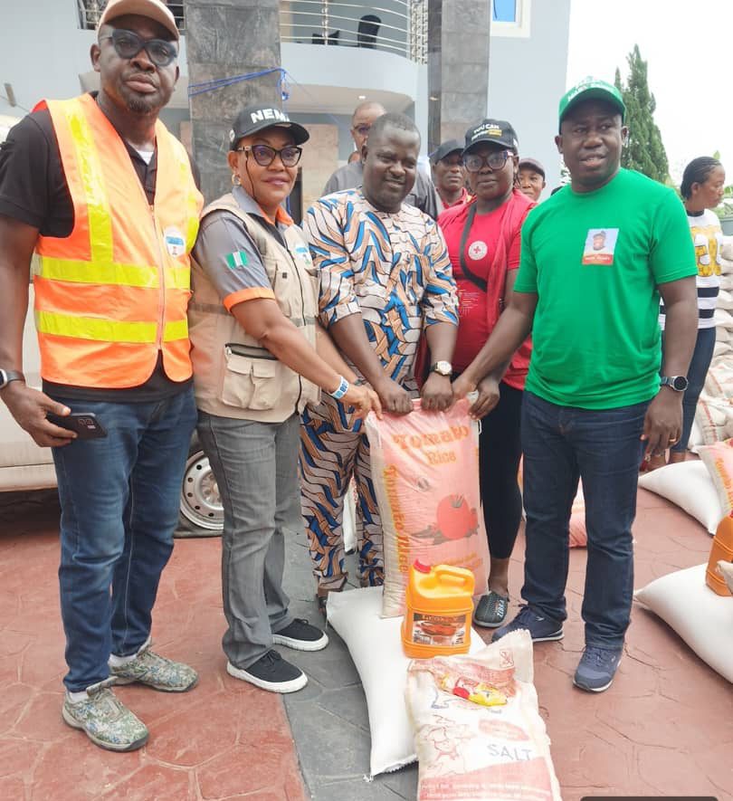 Flood victims in Akwa Ibom get relief materials from NEMA