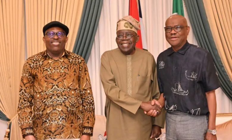 • President Bola Tinubu (m), FCT minister, Nyesom Wike (r) & Rivers State Governor, Mr Sim Fubara