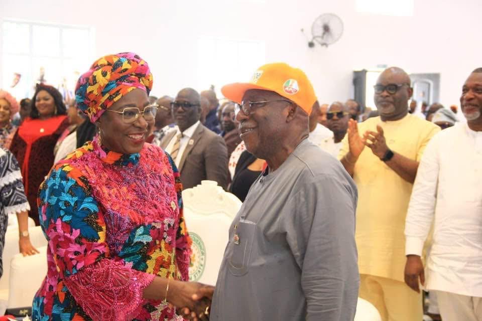 • Deputy Governor Akon Eyakenyi congratulates Amb. Assam Assam on his appointment as APC Leader of Eket Senatorial District