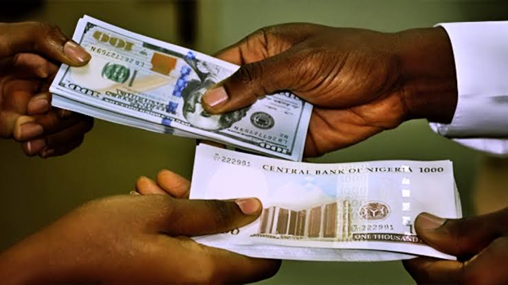 Naira depreciates, trades above N1,400/$ at official market