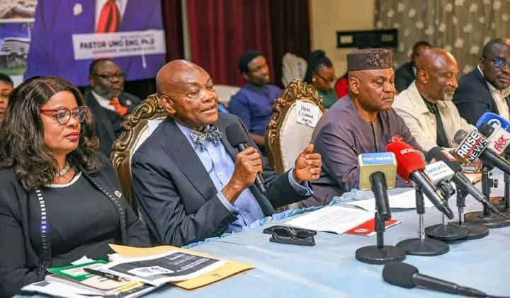 AG/Commissioner for Justice, Uko Udom SAN (m) speaking at the briefing on Thursday 